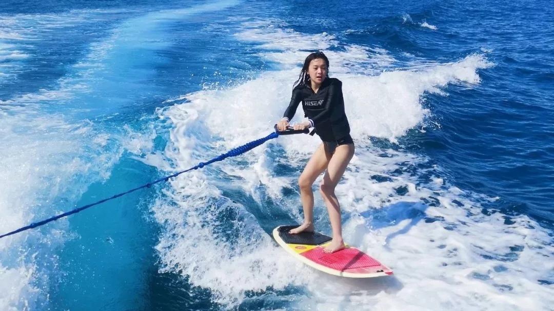 为什么有的大学女生宁愿在寝室追剧也不愿意谈恋爱？游戏画面