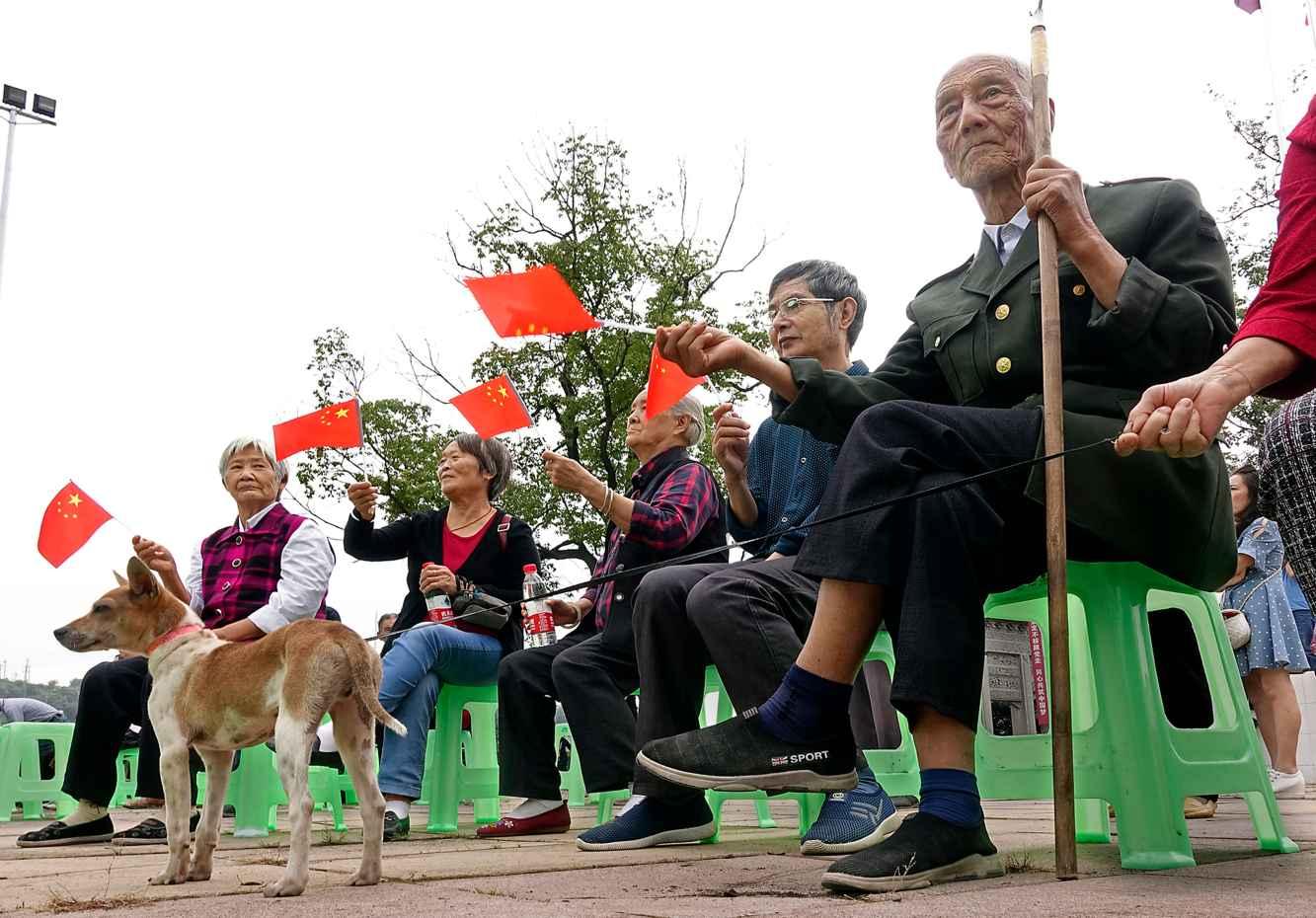 作为情侣，你们有哪些超甜的日常？
