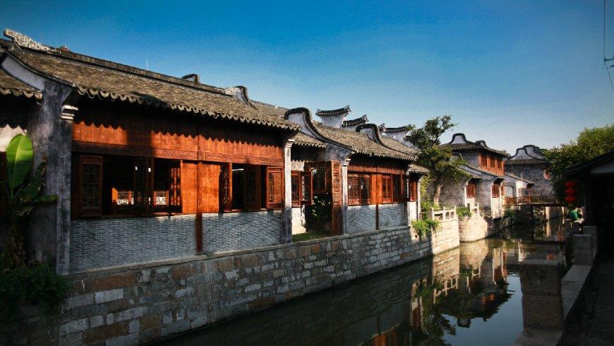 中国新闻周刊：主办方晚宴安排、直播带货等操作让C罗不满